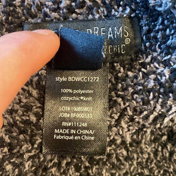 Barefoot Dreams CozyChic Leopard Poncho in multi graphite grey shawl wrap - Picture 12 of 14